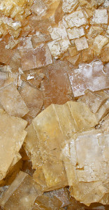 Härte 2: Halit-Kristalle, Steinsalz (NaCl)