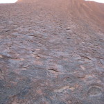Verwitterung des Uluru (Arkose), Australien
